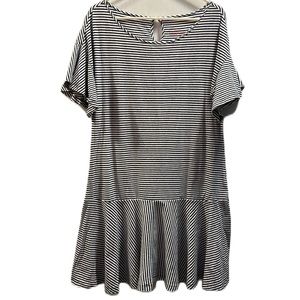 VINEYARD VINES Nautical Striped Flutter Sleeve Flounce Dress - Sz Sm. Gent used